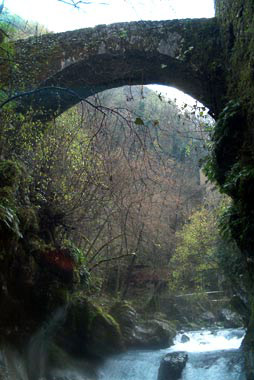 Bridge over the Turrite Cava at Molini