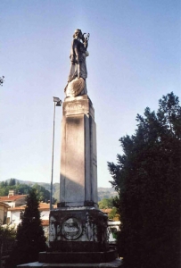 Monumento ai Caduti di Gallicano