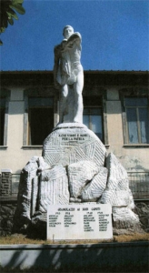 Monumento ai Caduti di Gramolazzo
