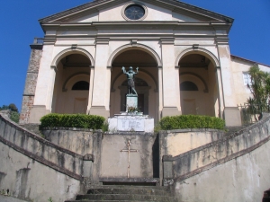 Monumento ai caduti della frazione di Torre