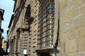 Pietra del Diavolo - Palazzo Bernardini