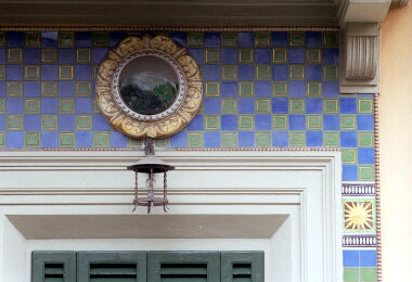 decorazione sull'ingresso