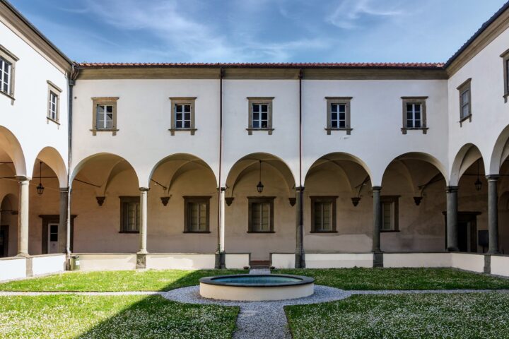 Real Collegio di Lucca / Real Collegio of Lucca