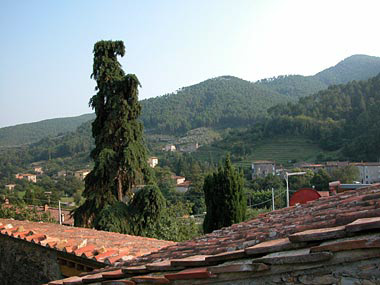 Panorama sulla valle della Visona.