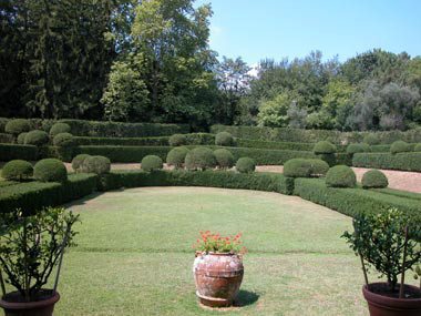 Teatro di verzura, dal basso.