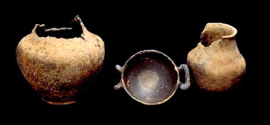 Castelvecchio Pascoli, cinerario e suppellettile ceramica