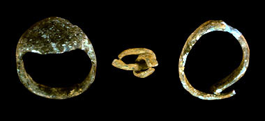 Stazzema, anelli in bronzo