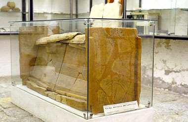 Cafaggio, tomba alla cappuccina