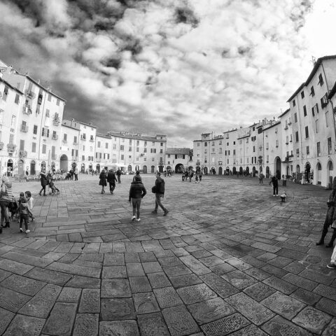 panorama Piazza Anfiteatro  / Panoramic view of Anfiteatro Square