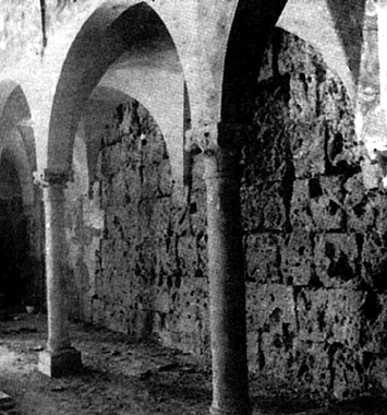 Lucca, mura romane nella chiesa della Rosa