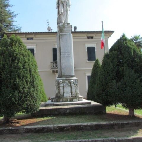 Gallicano, Pascoli G. (Via) (11)