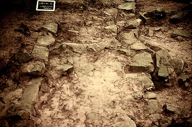 Castiglione Garfagnana, strutture A e B