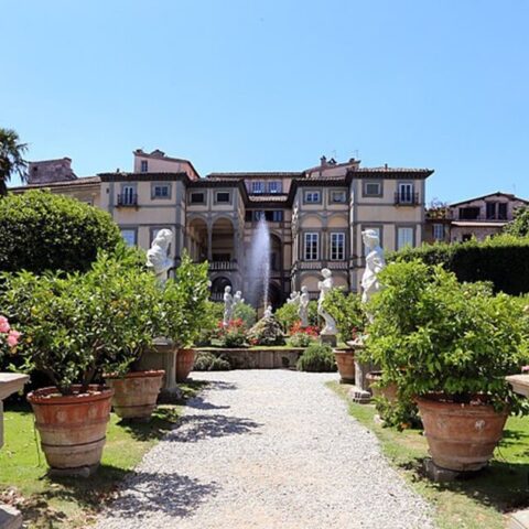 palazzo-pfanner-lucca