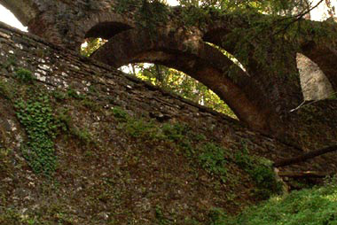 Gli archi dell'acquedotto