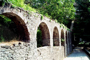 La strada sul ponte