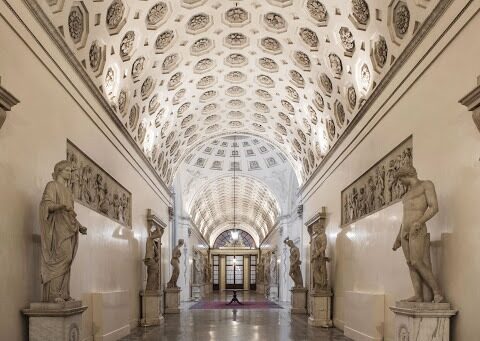 galleria statue - palazzo ducale