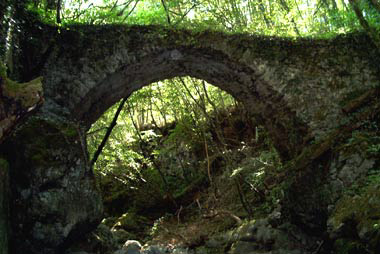 Profilo del ponte visto da monte