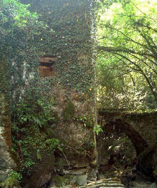 Il mulino e il ponte