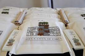 LuccaCittaCarta