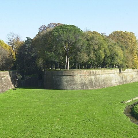 mura_urbane_Lucca_veduta_aerea