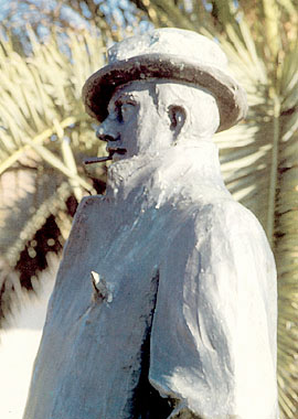 Viareggio, Torre del Lago, monumento a giacomo Puccini, realizzato da Paolo Troubetzkoy, 1949