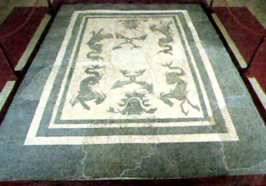 Massaciuccoli, mosaico a tessere lapide, I-II sec. d. C.