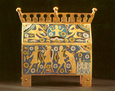 Lucca, reliquiario a cofanetto con storie di San Tommaso Becket, rame dorato e smalti, produzione orafa di Limoges, sec. XIII