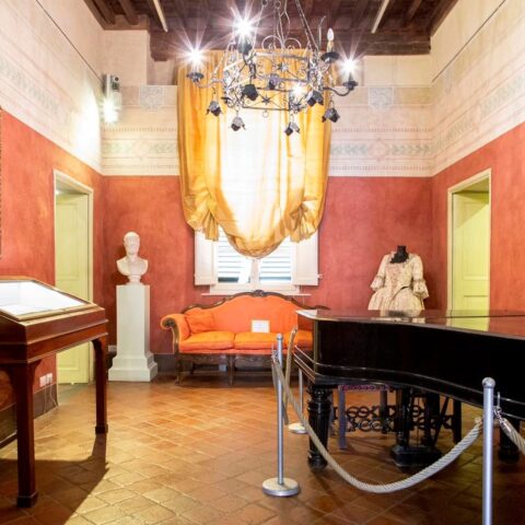 Casa natale Puccini Museum / Birthplace Puccini Museum