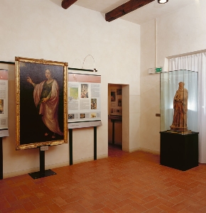 Barga, Museo Civico del Territorio Andrea Mordini. Sala interna / Barga, Museo Civico del Territorio Andrea Mordini. Interior
