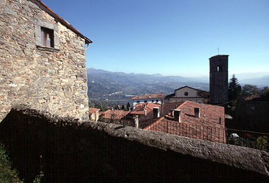 Molazzana, scorcio del paese