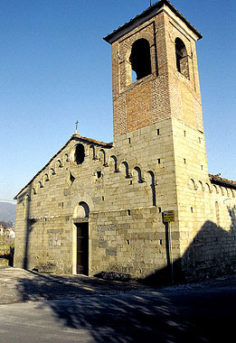 Lammari, Capannori, facciata