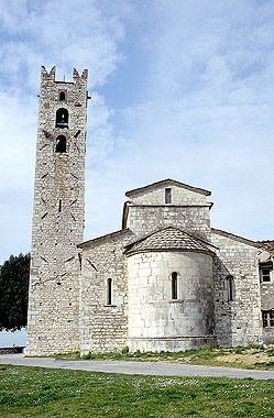 Massarosa, zona absidale