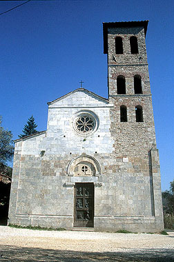 Valdicastello, Pietrasanta, facciata