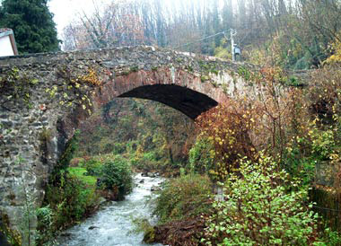 Ponte sul torrente Surricchiana / Bridge over the Surricchiana