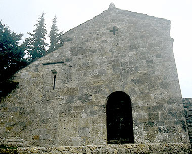 Vagli di Sotto, facciata