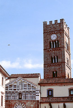 Chiesa dei SS. Iacopo, Egidio, Cristoforocon campanile