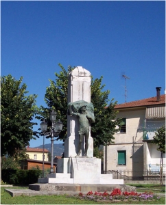 Monumento ai Caduti di Pieve Fosciana / Monument to the Fallen of Pieve Fosciana