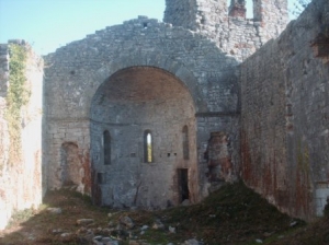 Aquilea (Lucca). Chiesa vecchia di San Leonardo, abside
