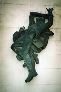 Monumento ai Caduti di Poggio, particolare