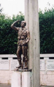 Complesso monumentale di Sillano, particolare della statua