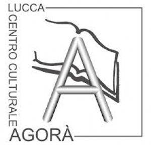 LuccAutori: Fotografie con qualcuno dentro / Fotografie con qualcuno dentro (Photographs with someone inside)