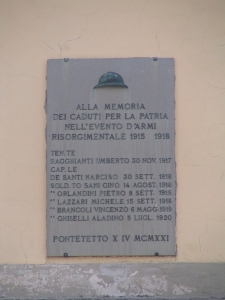 Lapide ai caduti della frazione di Pontetetto / Gravestone to the fallen of the fraction of Pontetetto