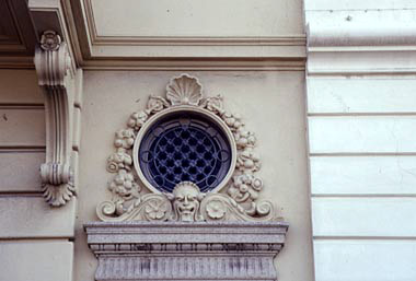 decorazione ingresso principale,  particolare